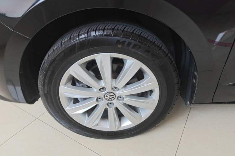 Used Volkswagen Bora 2019 Facelift Bora·Legend 1.5L Automatic Fashion Edition China VI Standard Left Front Wheel Hub