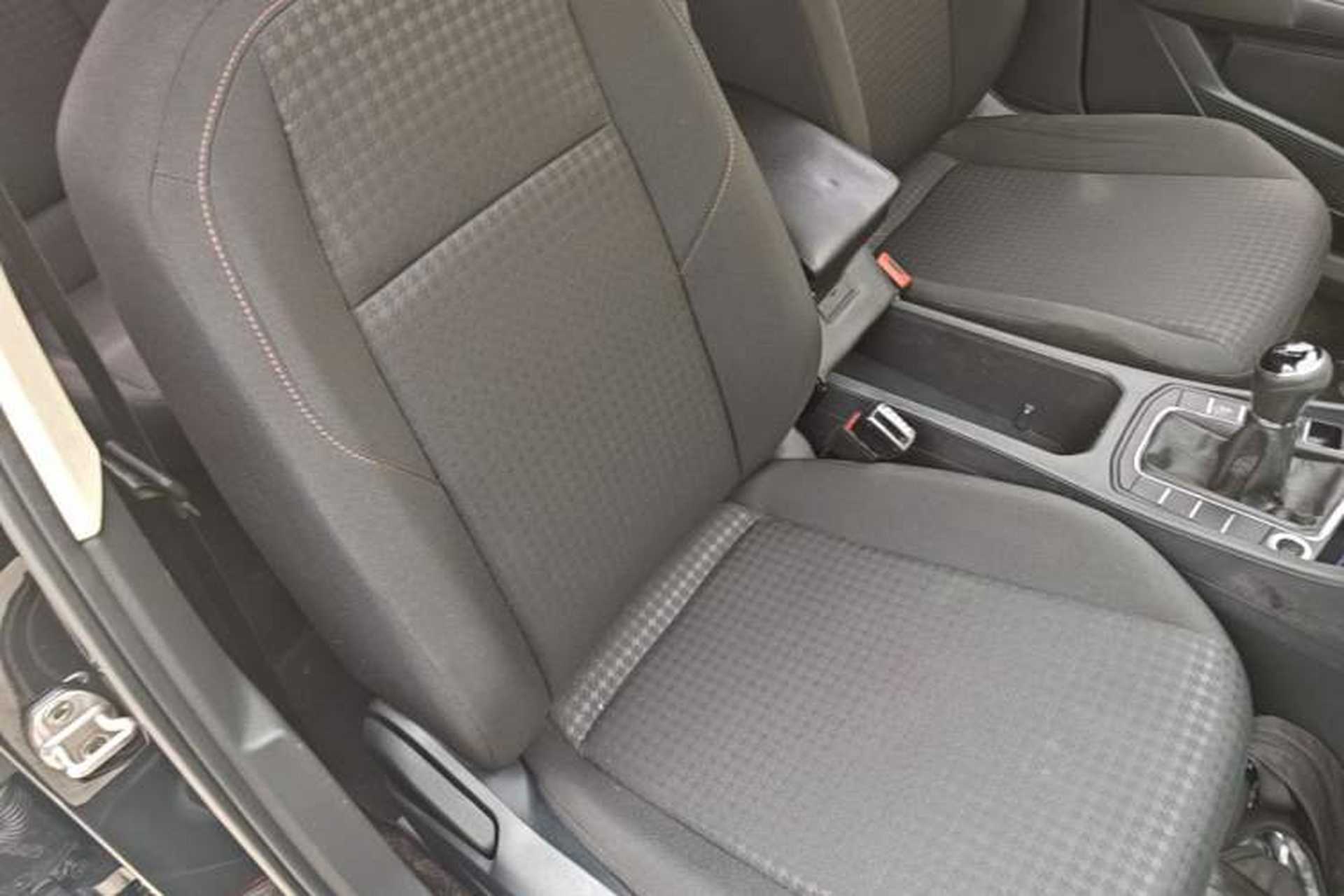 Used Volkswagen Bora 2019 1.5L Manual Fashion Edition Right Front Seat