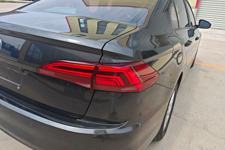 Used Volkswagen Bora 2019 1.5L Manual Fashion Edition Right Rear Taillight