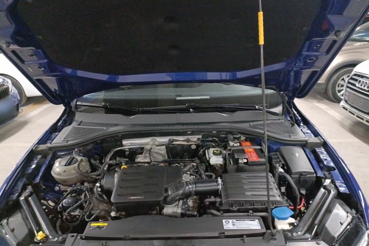Used Volkswagen Bora 2019 Revised Version 1.5L Automatic Comfort Edition China VI Standard Engine Bay