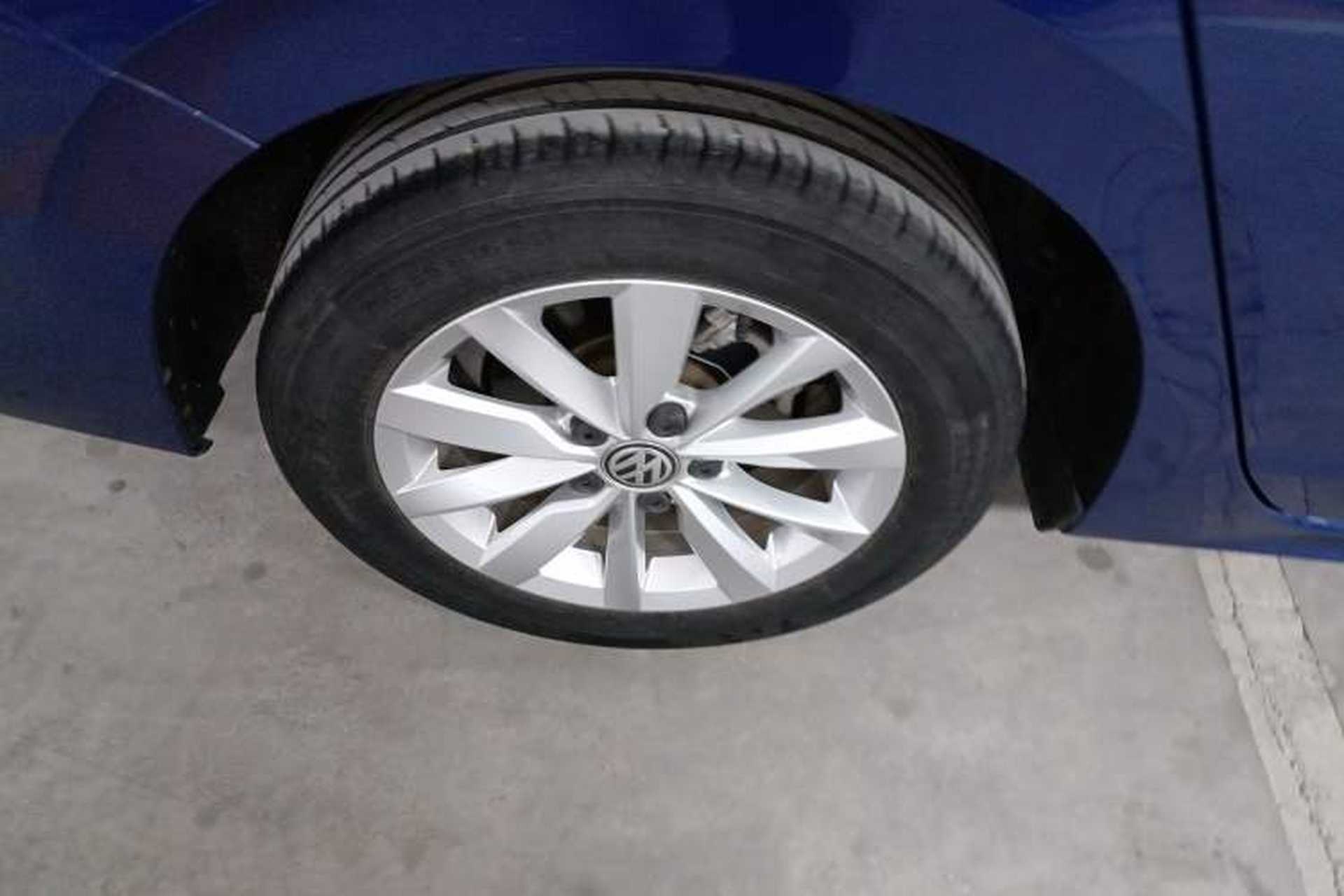 Used Volkswagen Bora 2019 Revised Version 1.5L Automatic Comfort Edition China VI Standard Right Rear Wheel Hub