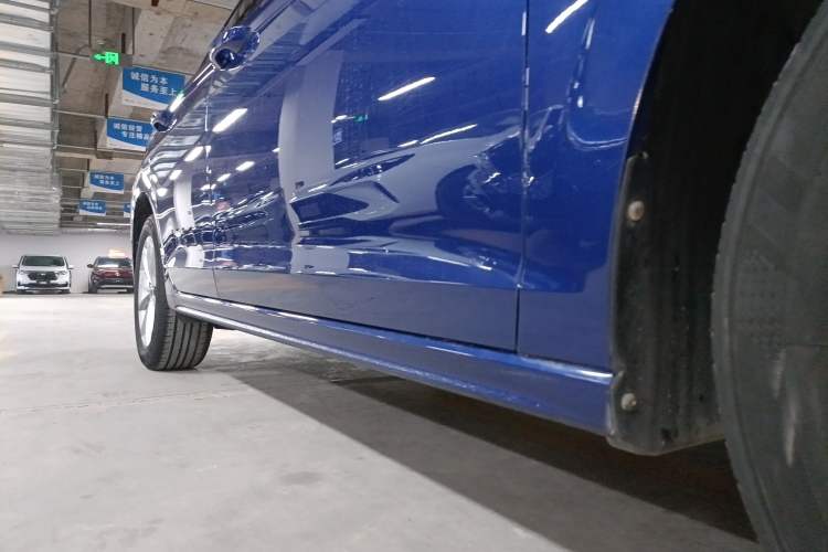 Used Volkswagen Bora 2019 Revised Version 1.5L Automatic Comfort Edition China VI Standard Right Side Sill