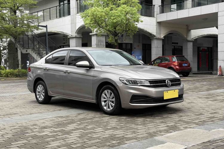 Used Volkswagen Bora 2019 Revised Version 1.5L Automatic Fashionable Style China VI Front Right 45 Deg