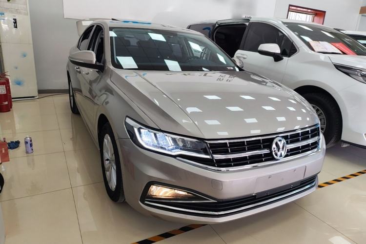 Used Volkswagen Bora 2019 Revised Version 1.5L Automatic Comfort Edition China VI Standard Front Right 45 Deg