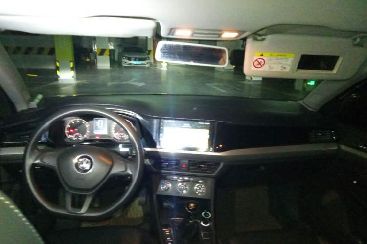 Used Volkswagen Bora 2019 1.5L Manual Fashion Edition Headliner