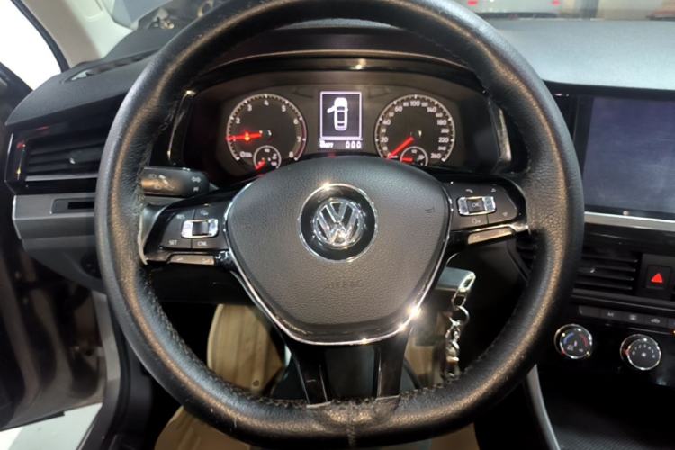 Used Volkswagen Bora 2019 1.5L Manual Comfort Version Steering Wheel