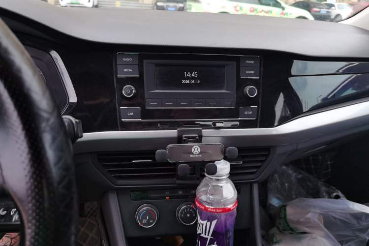 Used Volkswagen Bora 2019 1.5L Automatic Fashion Model Audio And AC Panel