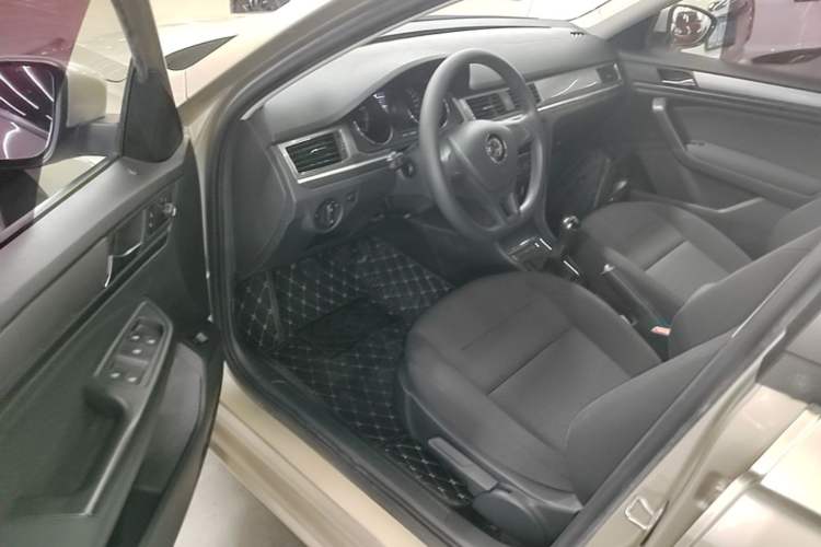 Used Volkswagen Bora 2019 Bora Legend 1.5L Manual Fashion Edition China VI Standard Driver Seat