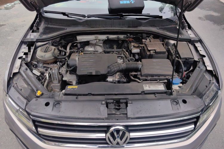 Used Volkswagen Bora 2019 1.5L Automatic Fashion Model Engine Bay