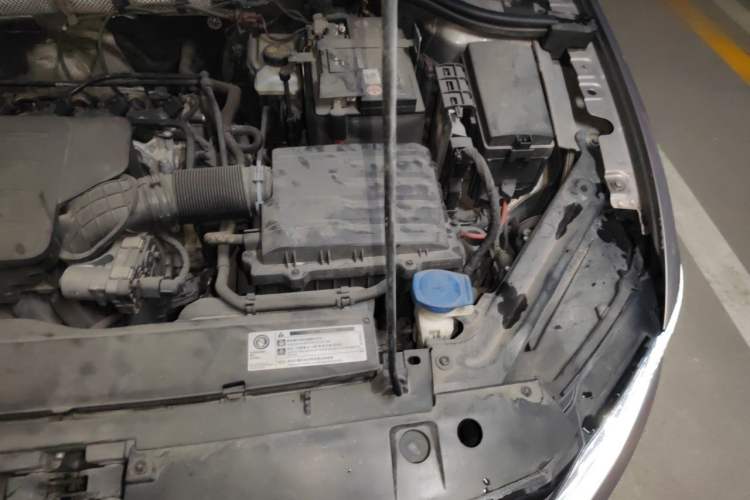 Used Volkswagen Bora 2019 1.5L Automatic Comfort Model Engine Bay Left