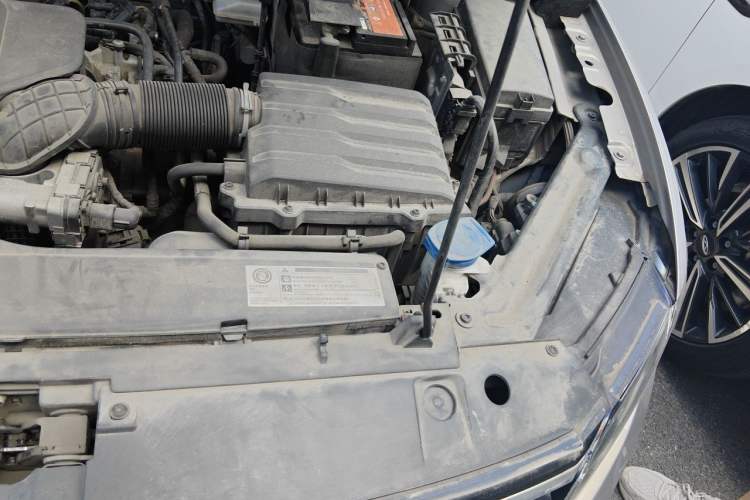 Used Volkswagen Bora 2019 1.5L Automatic Elite Version Engine Bay Left