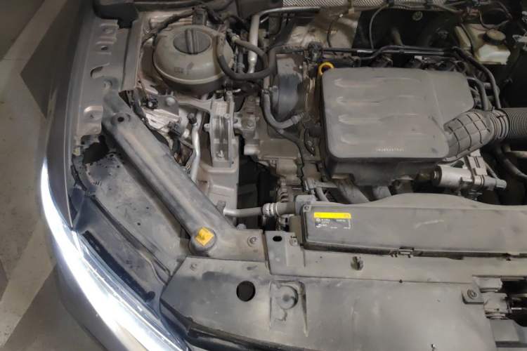 Used Volkswagen Bora 2019 1.5L Automatic Comfort Model Engine Bay Right