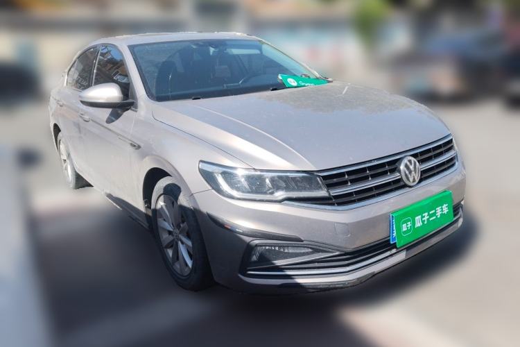 Used Volkswagen Bora 2019 1.5L Automatic Elite Version Front Right 45 Deg