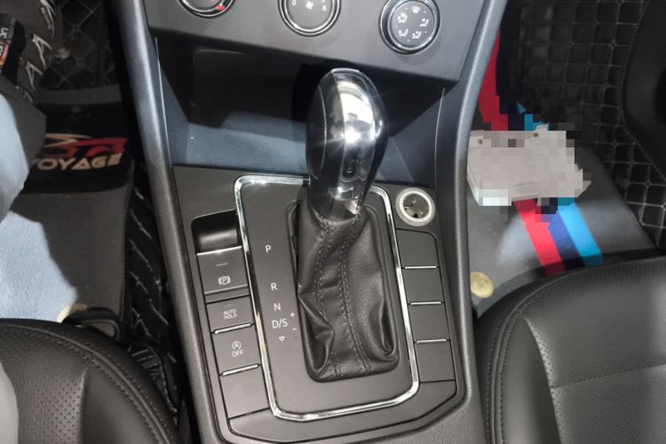 Used Volkswagen Bora 2019 1.5L Automatic Fashion Model Gear Lever