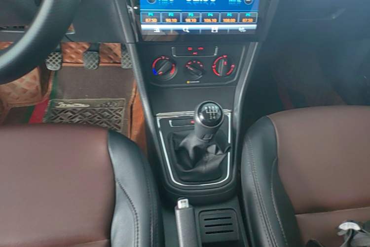 Used Volkswagen Bora 2019 Facelift Bora·Legend 1.5L Manual Fashion Edition China VI Standard Gear Lever