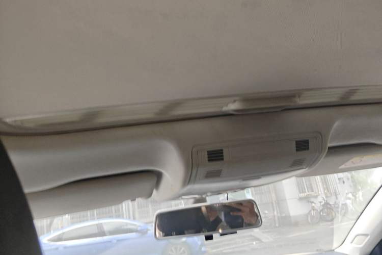Used Volkswagen Bora 2019 1.5L Automatic Elite Version Headliner