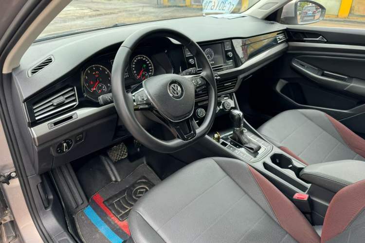 Used Volkswagen Bora 2019 Revised Version 1.5L Automatic Comfort Edition China VI Standard Interior 3