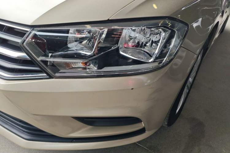 Used Volkswagen Bora 2019 Bora·Legend 1.5L Manual Fashion Edition China V Standard Left Front Headlight