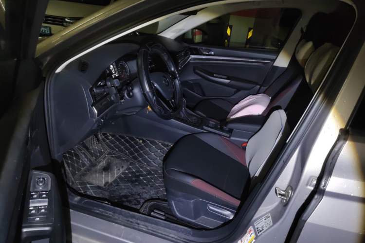 Used Volkswagen Bora 2019 1.5L Automatic Comfort Model Left Front Seat