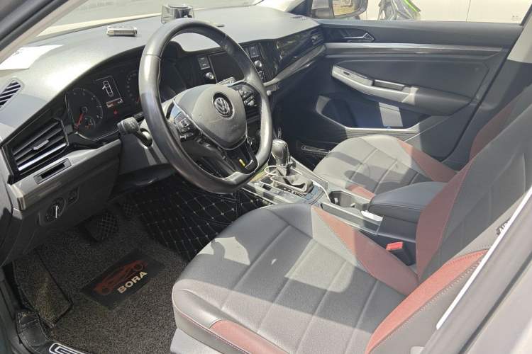 Used Volkswagen Bora 2019 1.5L Automatic Elite Version Left Front Seat
