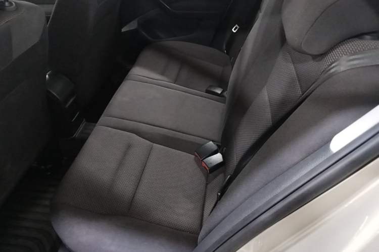 Used Volkswagen Bora 2019 Facelift Bora·Legend 1.5L Automatic Fashion Edition China VI Standard Left Rear Seat