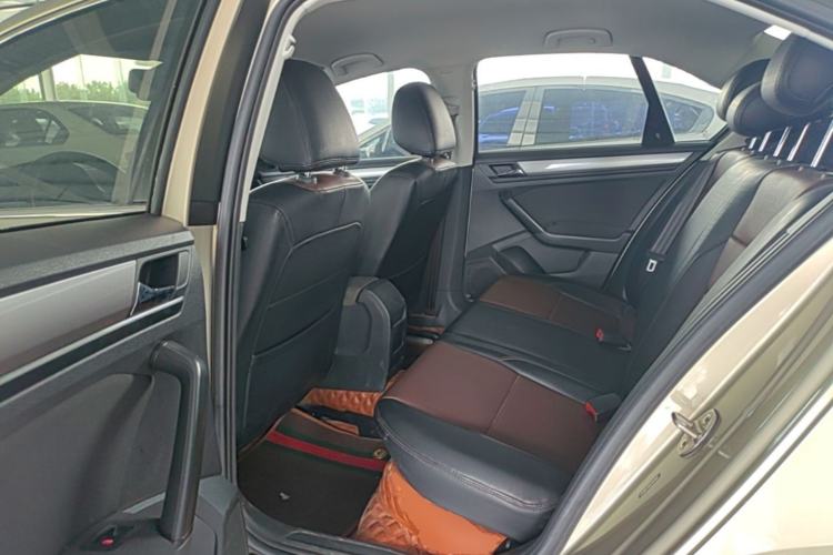 Used Volkswagen Bora 2019 Facelift Bora·Legend 1.5L Manual Fashion Edition China VI Standard Left Rear Seat