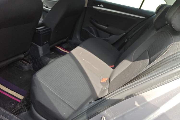 Used Volkswagen Bora 2019 Revised Version 1.5L Manual Fashion Edition China VI Standard Left Rear Seat