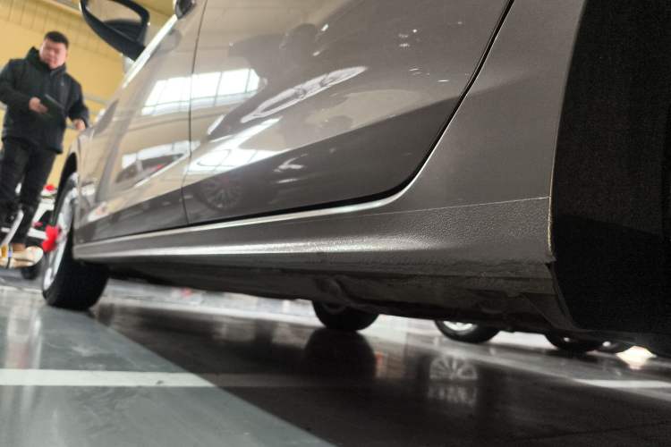 Used Volkswagen Bora 2019 1.5L Automatic Fashion Model Left Side Sill