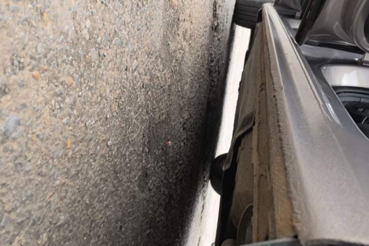 Used Volkswagen Bora 2019 1.5L Automatic Comfort Model Left Side Sill