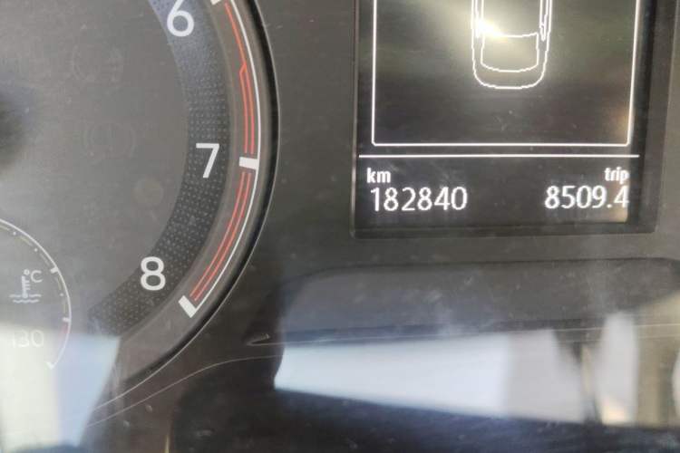 Used Volkswagen Bora 2019 1.5L Automatic Elite Version Odometer Close Up