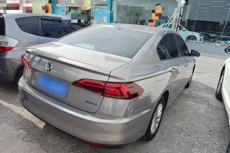 Used Volkswagen Bora 2019 Revised Version 1.5L Manual Fashion Edition China VI Standard Rear Right 45 Deg