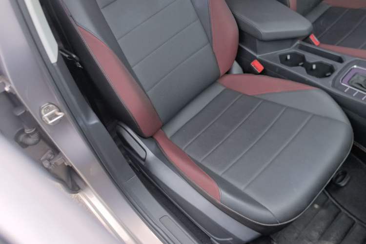 Used Volkswagen Bora 2019 1.5L Automatic Comfort Model Right Front Seat