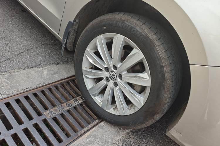 Used Volkswagen Bora 2019 Bora·Legend 1.5L Automatic Fashion Edition China VI Standard Right Front Wheel Hub