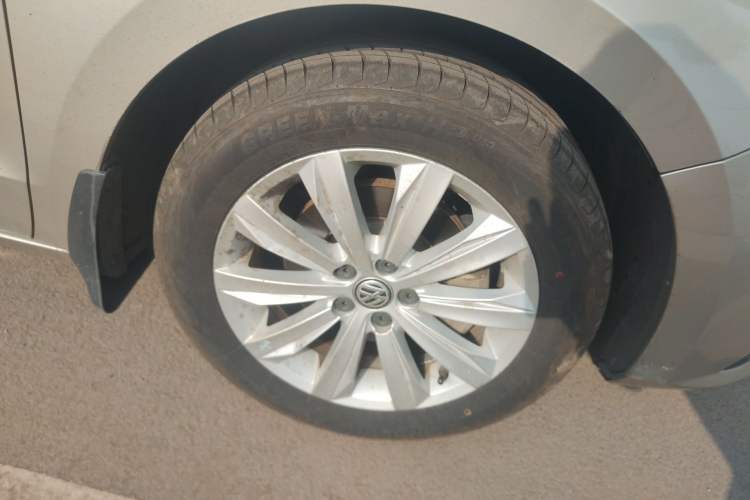 Used Volkswagen Bora 2019 Bora·Legend 1.5L Automatic Fashion Edition China VI Standard Right Front Wheel Hub