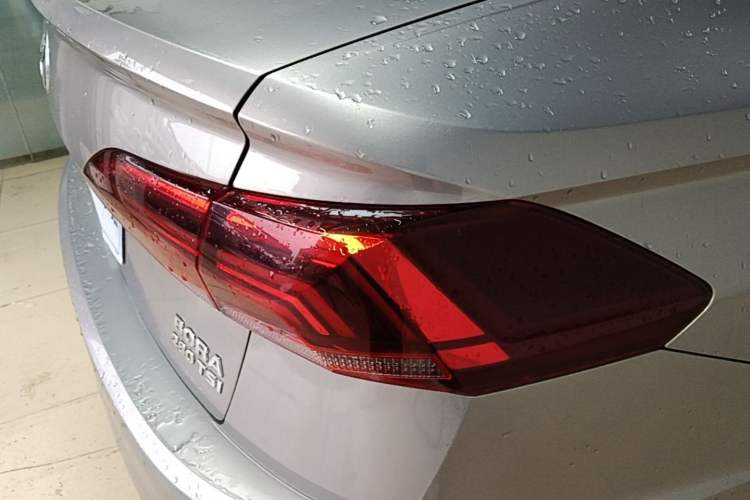 Used Volkswagen Bora 2019 Revised Version 280TSI DSG Elite Edition China VI Standard Right Rear Taillight