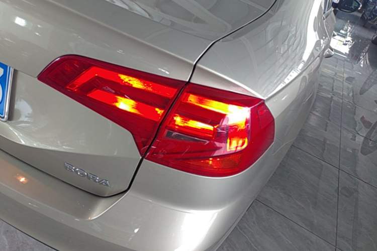 Used Volkswagen Bora 2019 Facelift Bora·Legend 1.5L Manual Fashion Edition China VI Standard Right Rear Taillight