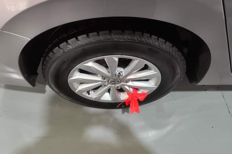 Used Volkswagen Bora 2019 1.5L Automatic Fashion Model Right Rear Wheel Hub