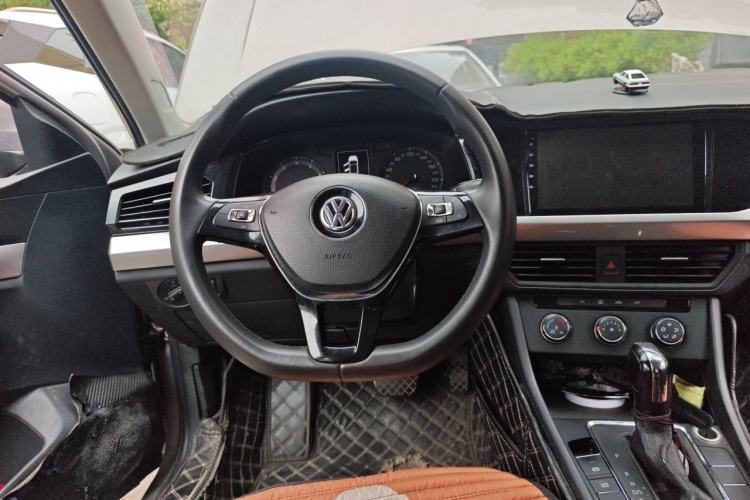 Used Volkswagen Bora 2019 1.5L Automatic Fashion Model Steering Wheel