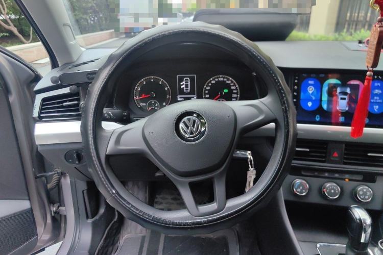 Used Volkswagen Bora 2019 1.5L Automatic Fashion Model Steering Wheel