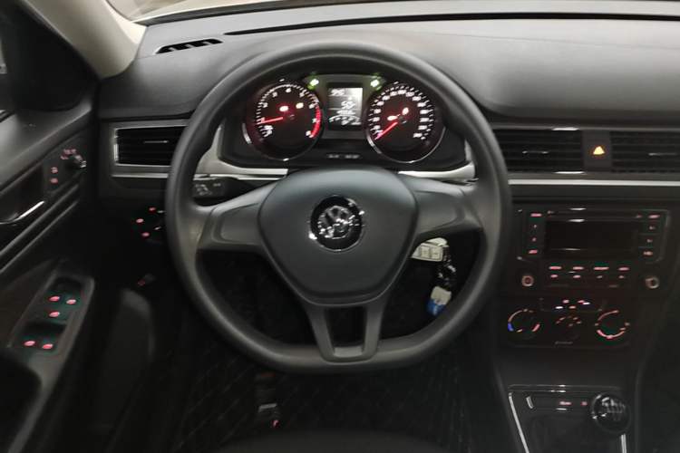 Used Volkswagen Bora 2019 Bora Legend 1.5L Manual Fashion Edition China VI Standard Steering Wheel