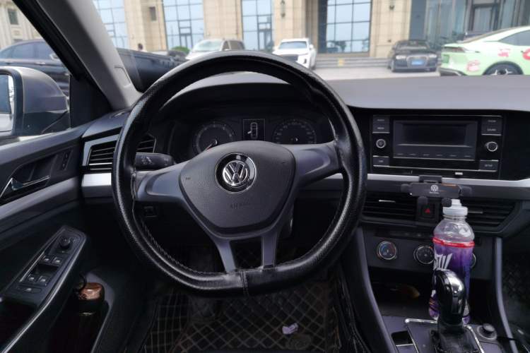 Used Volkswagen Bora 2019 1.5L Automatic Fashion Model Steering Wheel