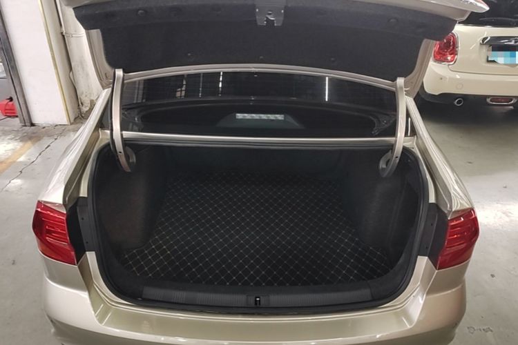 Used Volkswagen Bora 2019 Bora Legend 1.5L Manual Fashion Edition China VI Standard Trunk