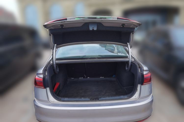 Used Volkswagen Bora 2019 1.5L Automatic Fashion Model Trunk