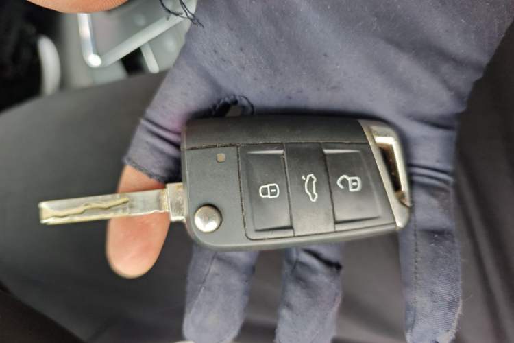 Used Volkswagen Bora 2019 1.5L Automatic Fashion Model Vehicle Key