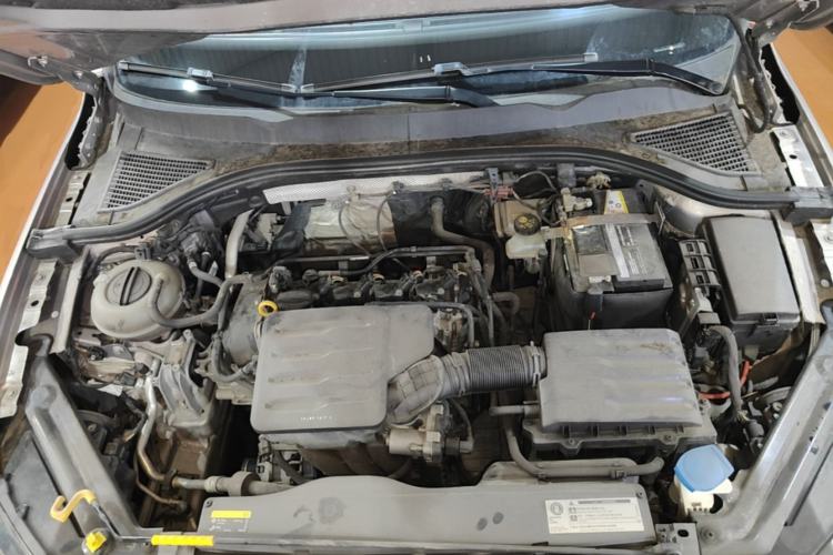Used Volkswagen Bora 2019 1.5L Automatic Fashion Model Engine Bay