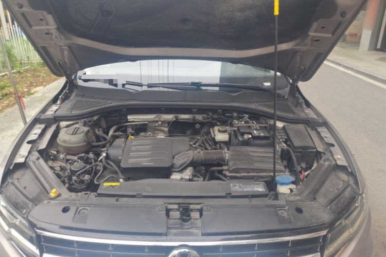 Used Volkswagen Bora 2019 Revised Version 1.5L Automatic Comfort Edition China VI Standard Engine Bay