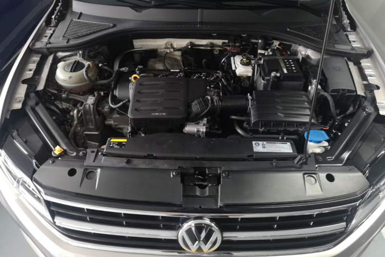 Used Volkswagen Bora 2019 1.5L Automatic Elite Version Engine Bay