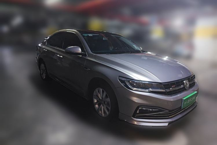Used Volkswagen Bora 2019 Revised Version 1.5L Automatic Comfort Edition China V Standard Front Right 45 Deg