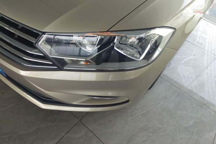 Used Volkswagen Bora 2019 Facelift Bora·Legend 1.5L Manual Fashion Edition China VI Standard Left Front Headlight