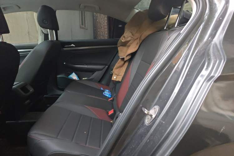 Used Volkswagen Bora 2019 Revised Version 1.5L Automatic Comfort Edition China VI Standard Left Rear Seat